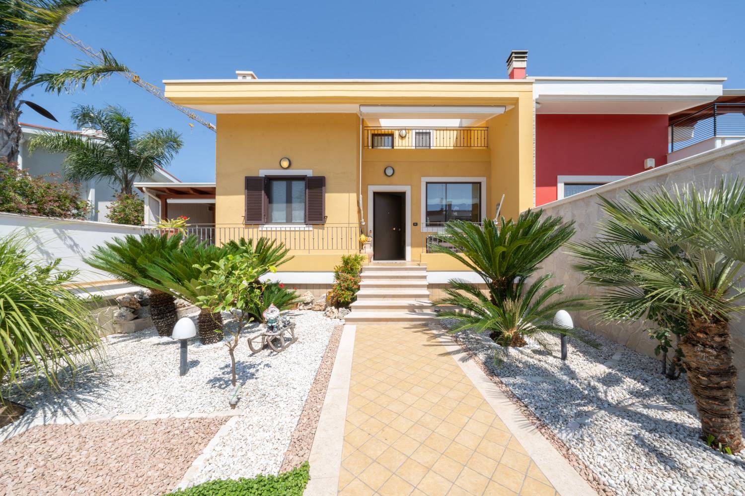 Villa in vendita a Palo del Colle, 5 locali, zona Località: AURICARRO, prezzo € 315.000 | CambioCasa.it