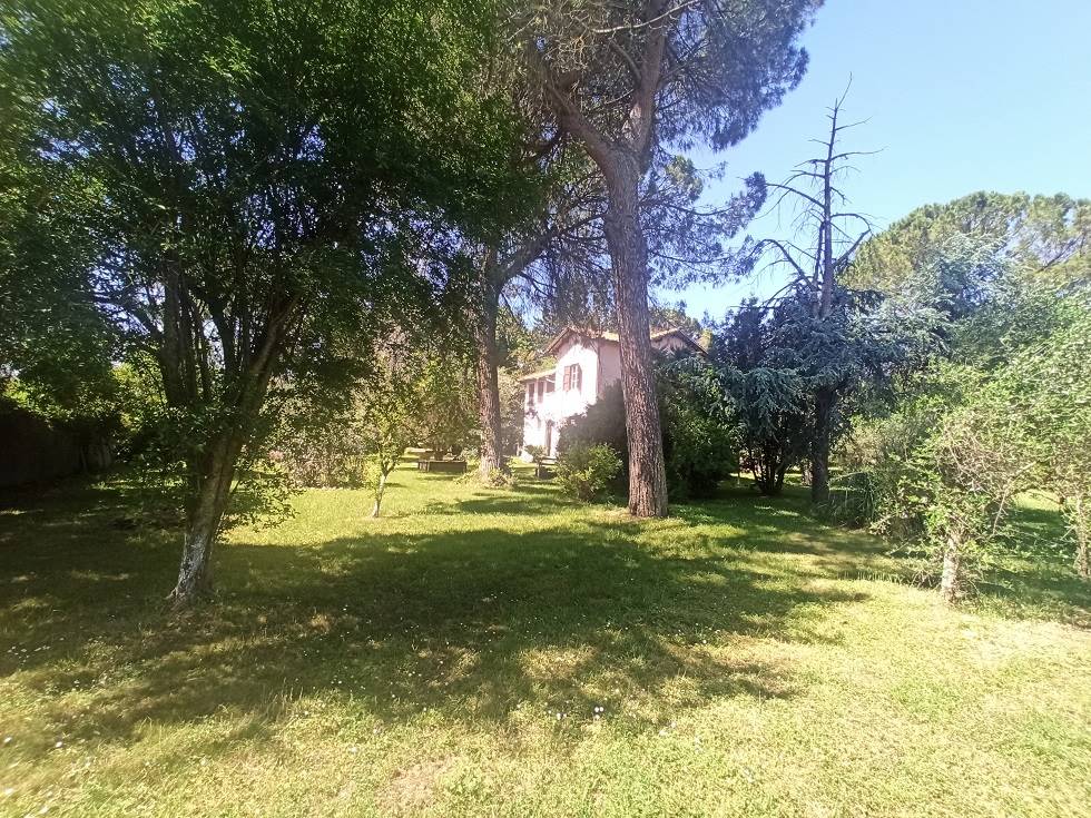 Villa in vendita a Capena, 5 locali, prezzo € 450.000 | CambioCasa.it