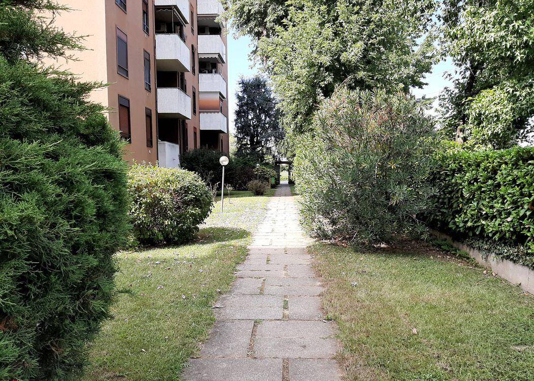 Appartamento in vendita a Pioltello, 5 locali, zona iano, prezzo € 250.000 | PortaleAgenzieImmobiliari.it