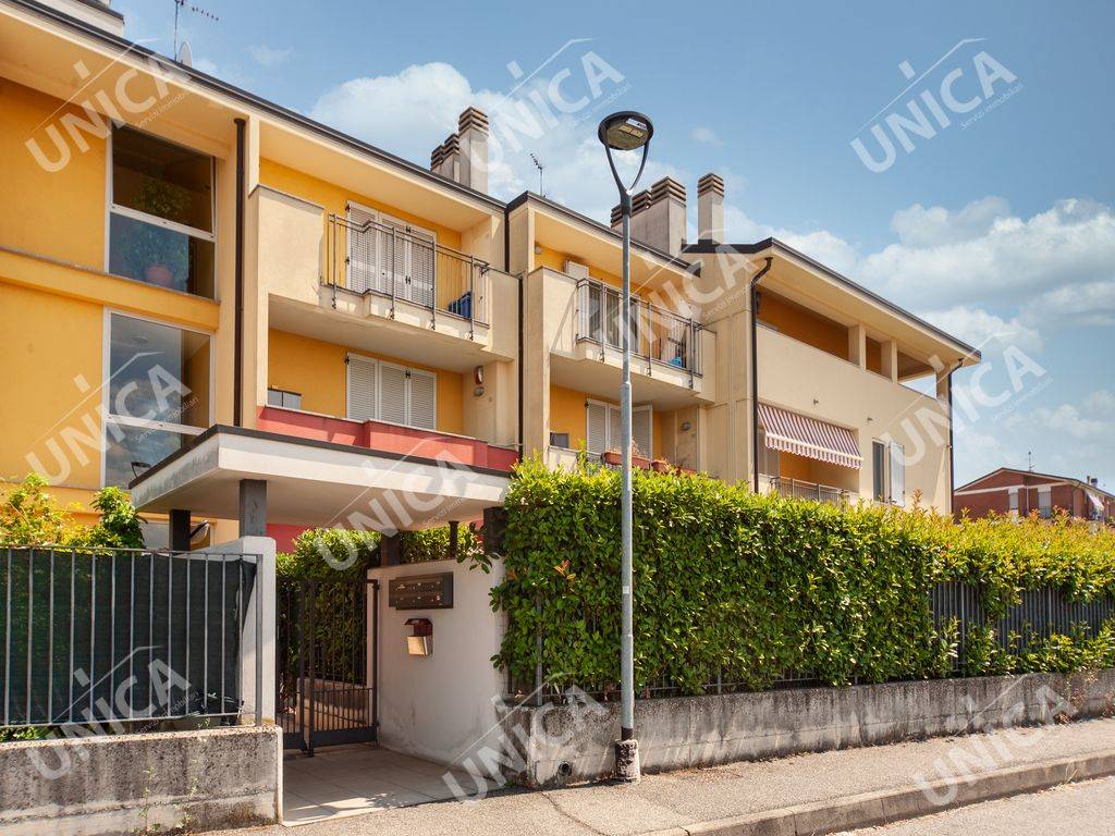 Appartamento in vendita a Pozzo d'Adda, 2 locali, prezzo € 109.000 | PortaleAgenzieImmobiliari.it