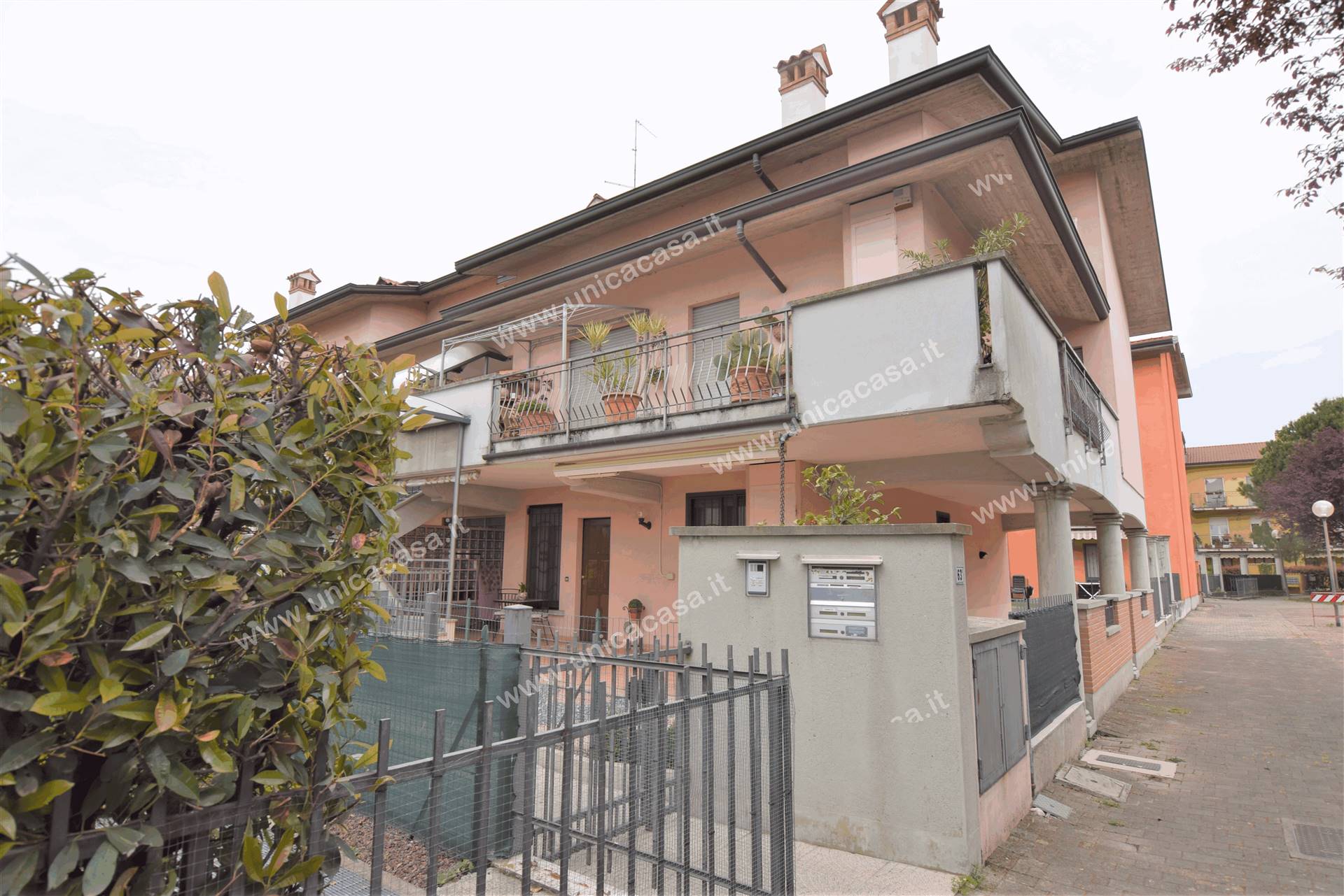 Appartamento in vendita a Pontirolo Nuovo, 3 locali, prezzo € 243.000 | PortaleAgenzieImmobiliari.it