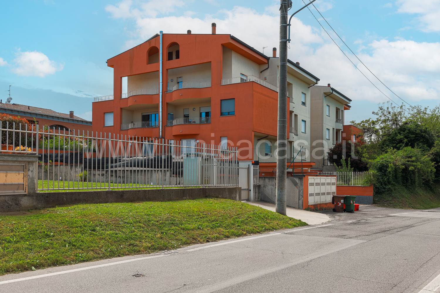 Appartamento in vendita a Sulbiate, 2 locali, prezzo € 165.000 | PortaleAgenzieImmobiliari.it