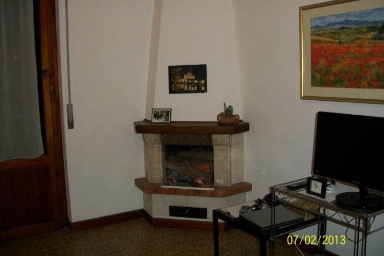 Appartamento in vendita a Arezzo, 4 locali, zona Località: SAN DONATO, prezzo € 100.000 | PortaleAgenzieImmobiliari.it