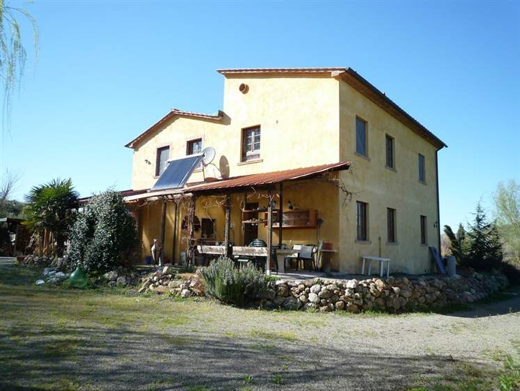 Rustico / Casale in vendita a Montecatini Val di Cecina, 12 locali, prezzo € 630.000 | CambioCasa.it