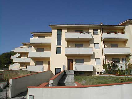 Appartamento in vendita a Cinigiano, 5 locali, zona Località: FRAZIONI: MONTICELLO AMIATA, prezzo € 135.000 | PortaleAgenzieImmobiliari.it