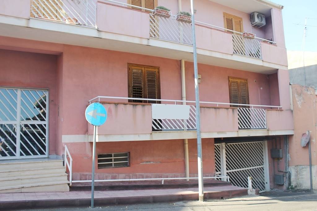 Appartamento in vendita a Aci Catena, 3 locali, prezzo € 70.000 | PortaleAgenzieImmobiliari.it
