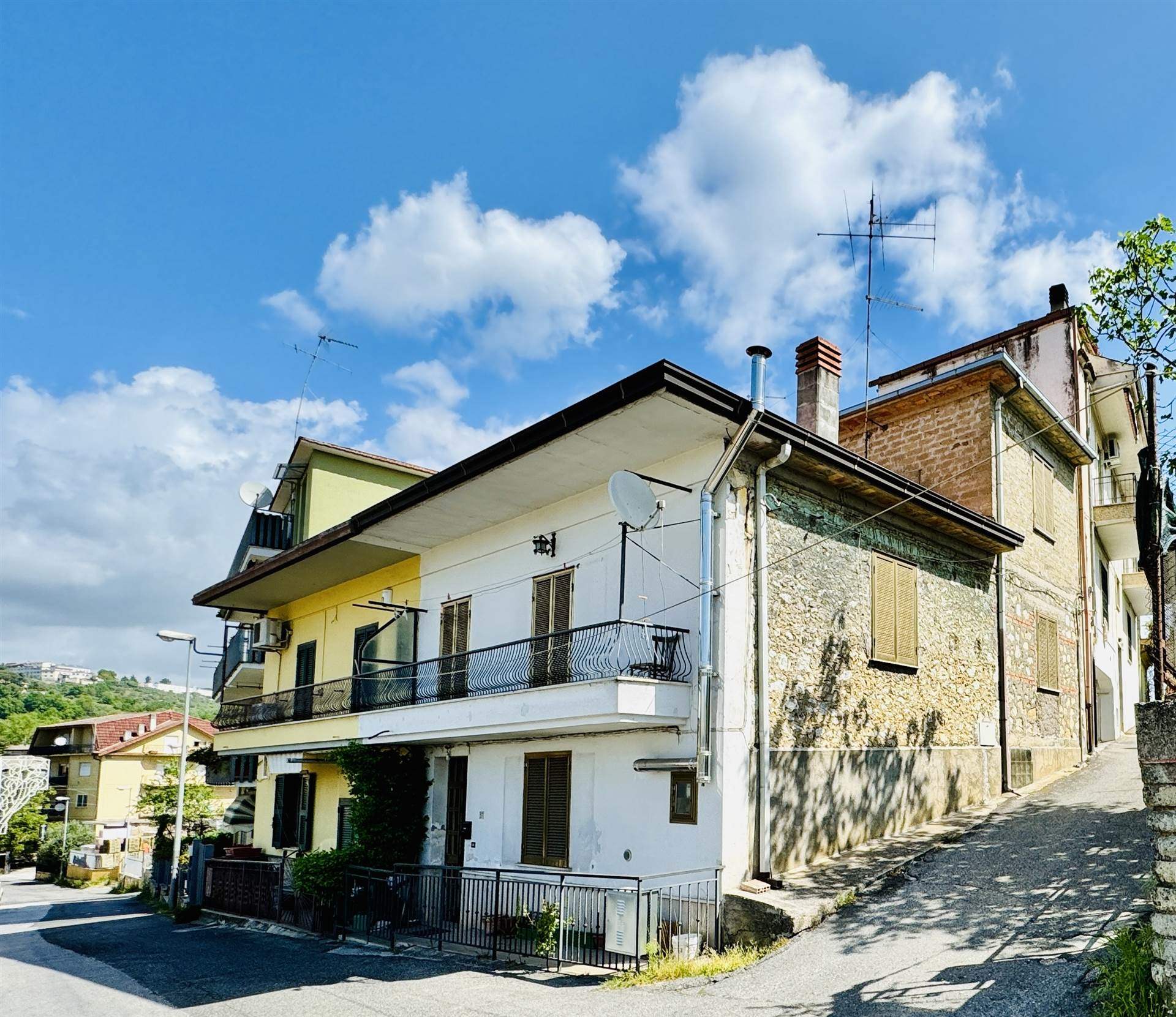 Appartamento in vendita a Veroli, 6 locali, zona io, prezzo € 78.000 | PortaleAgenzieImmobiliari.it
