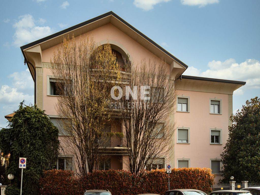 Appartamento in affitto a Monza, 3 locali, zona Località: AMATI, prezzo € 1.150 | PortaleAgenzieImmobiliari.it