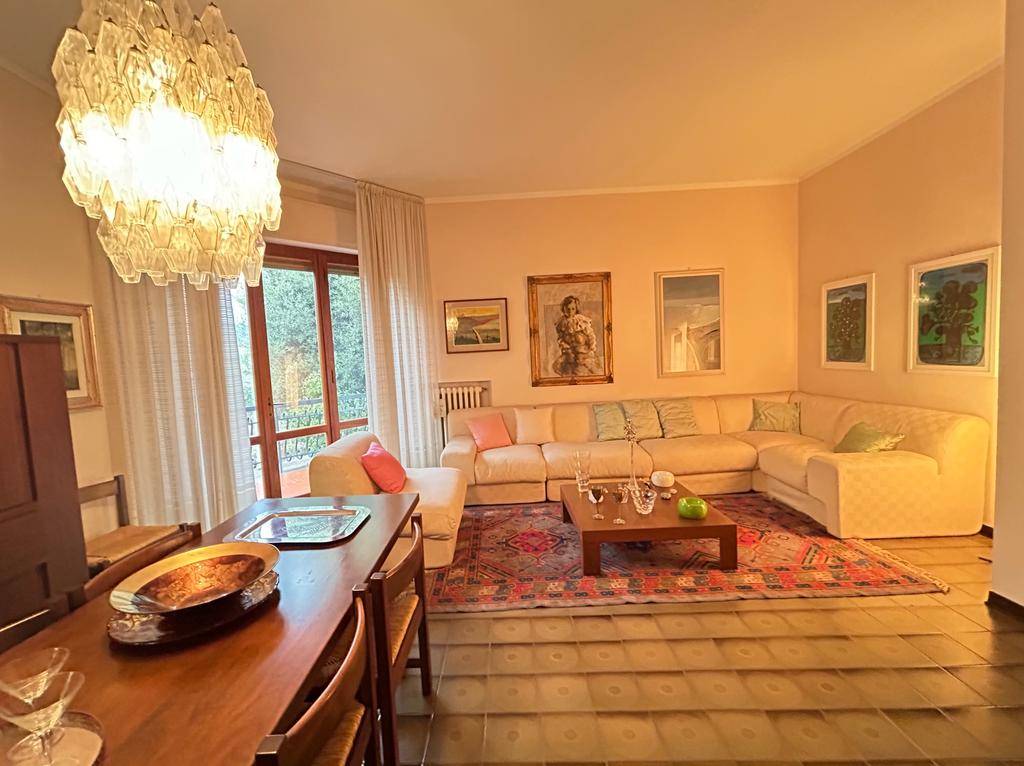 Villa in vendita a Carmignano, 8 locali, zona erra, prezzo € 630.000 | PortaleAgenzieImmobiliari.it