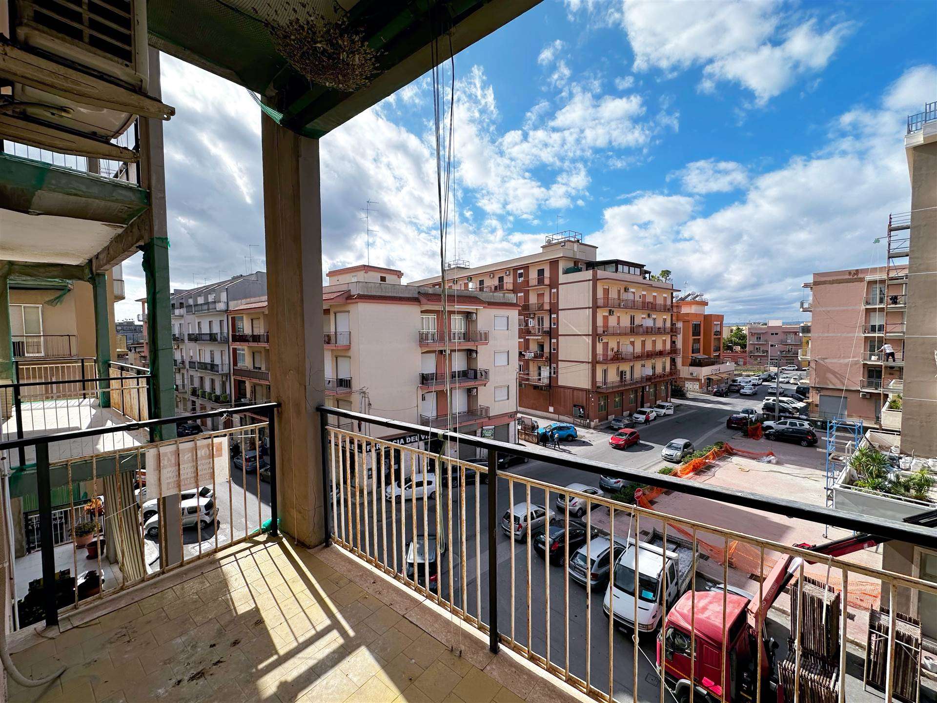 Appartamento in vendita a Siracusa, 5 locali, zona Località: ZECCHINO, prezzo € 78.000 | PortaleAgenzieImmobiliari.it