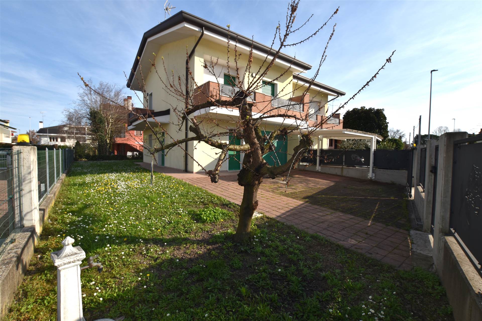 Villa Bifamiliare in vendita a San Donà di Piave, 5 locali, zona Località: MUSSETTA, prezzo € 315.000 | PortaleAgenzieImmobiliari.it