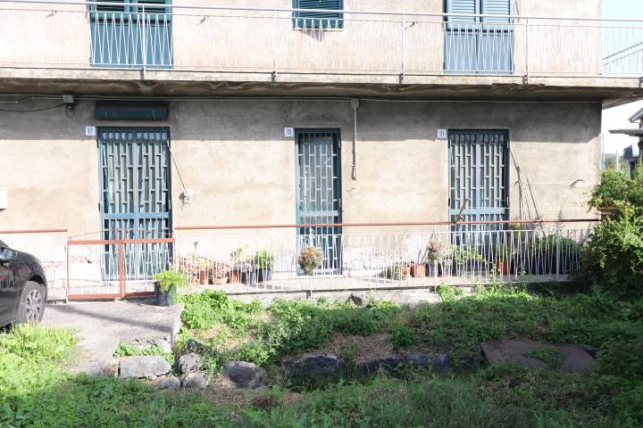 Appartamento in vendita a Acireale, 2 locali, zona Località: CAPOMULINI, prezzo € 85.000 | PortaleAgenzieImmobiliari.it