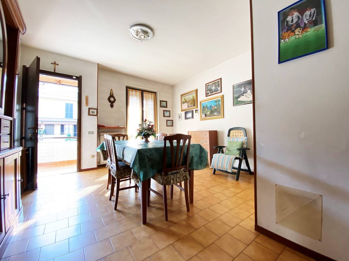 Villa a Schiera in vendita a Senago, 4 locali, zona Località: SENAGHINO, prezzo € 190.000 | PortaleAgenzieImmobiliari.it