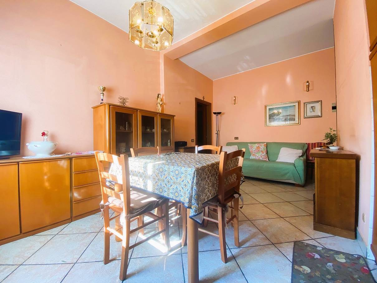 Appartamento in vendita a Senago, 2 locali, zona Località: CASTELLETTO, prezzo € 89.000 | PortaleAgenzieImmobiliari.it