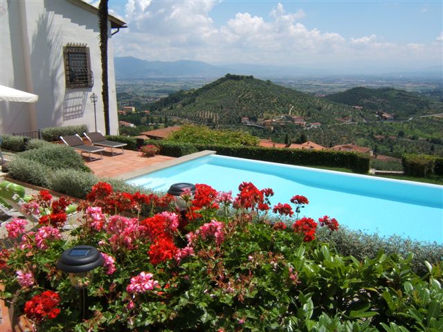 Villa in vendita a Carmignano, 18 locali, zona a Cristina a Mezzana, Trattative riservate | PortaleAgenzieImmobiliari.it