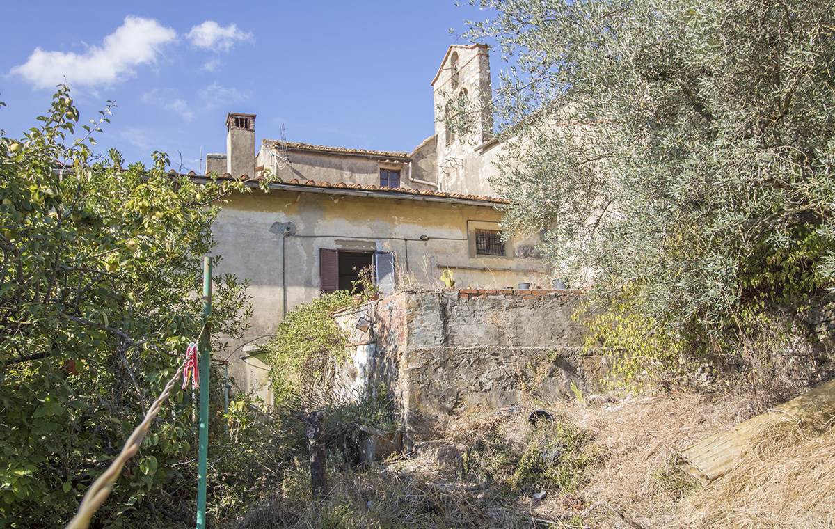 Appartamento in vendita a Bagno a Ripoli, 9 locali, zona Località: LE CASE, prezzo € 300.000 | PortaleAgenzieImmobiliari.it