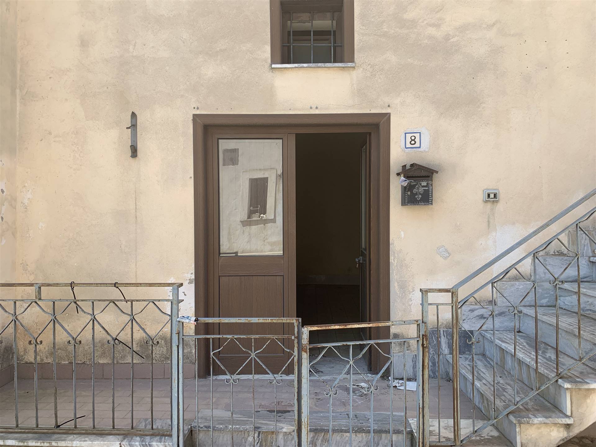 Appartamento in vendita a Melizzano, 5 locali, prezzo € 75.000 | PortaleAgenzieImmobiliari.it