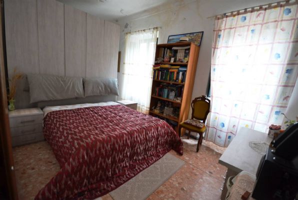 Appartamento in vendita a La Maddalena, 5 locali, prezzo € 150.000 | PortaleAgenzieImmobiliari.it
