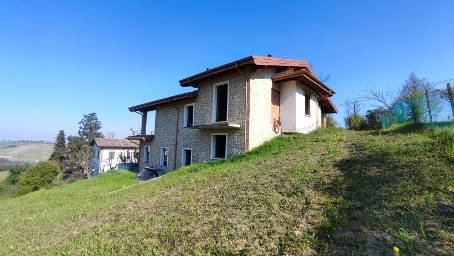 Villa in vendita a Canneto Pavese, 11 locali, Trattative riservate | PortaleAgenzieImmobiliari.it
