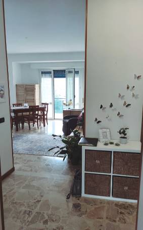 Appartamento in vendita a Broni, 5 locali, prezzo € 70.000 | PortaleAgenzieImmobiliari.it