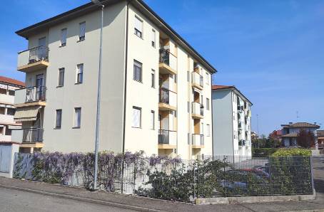 Appartamento in vendita a Voghera, 3 locali, prezzo € 36.000 | PortaleAgenzieImmobiliari.it