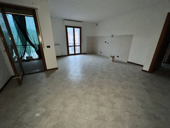Appartamento in vendita a Figline e Incisa Valdarno, 4 locali, zona Località: FIGLINE VALDARNO, prezzo € 175.000 | PortaleAgenzieImmobiliari.it