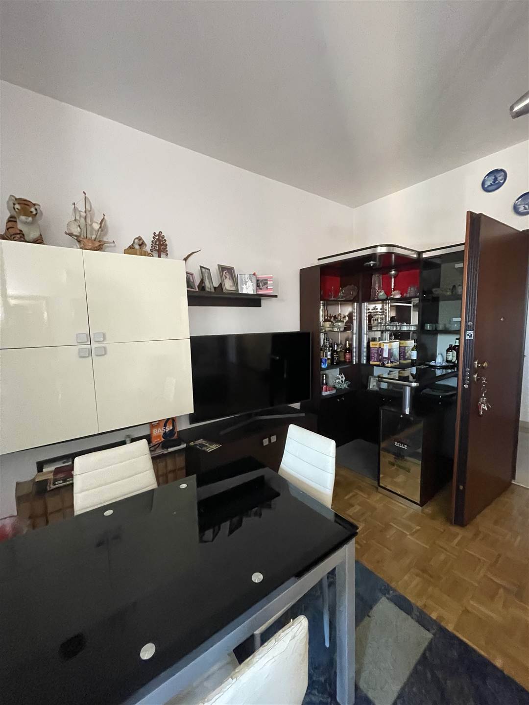 Appartamento in vendita a Livorno, 6 locali, zona Località: MONTEBELLO, prezzo € 369.000 | PortaleAgenzieImmobiliari.it