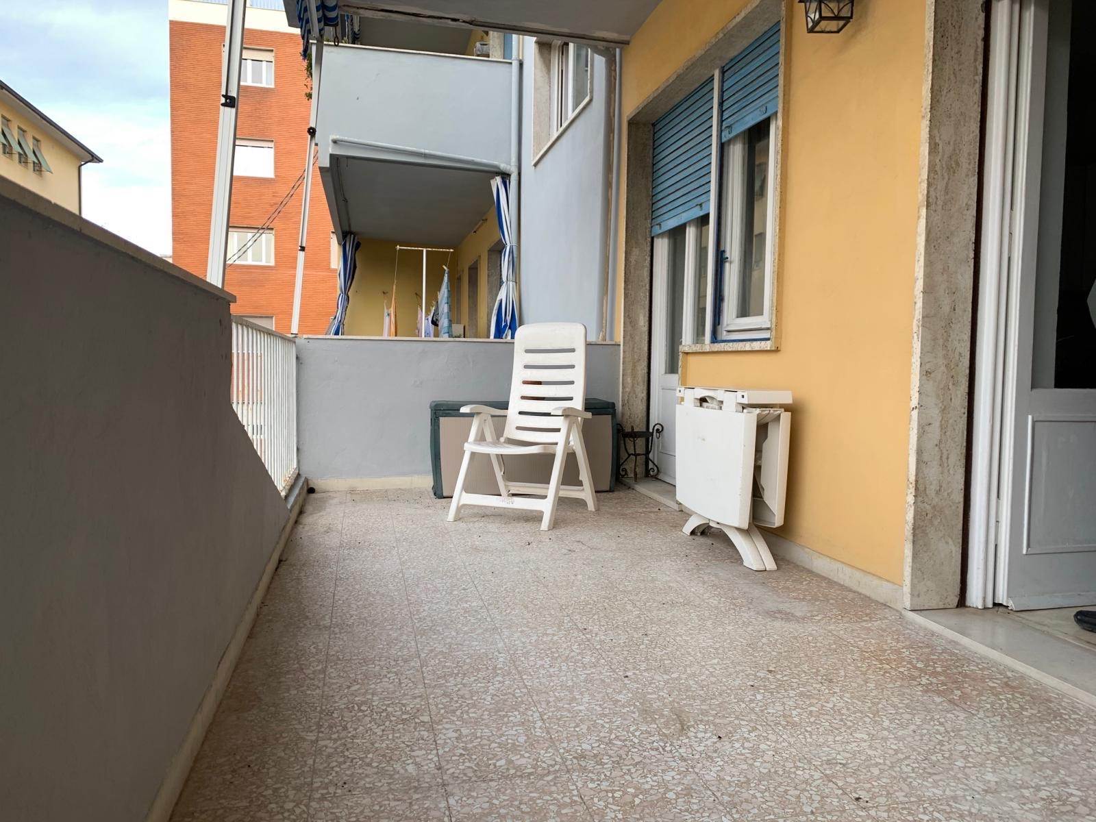 Appartamento in vendita a Livorno, 5 locali, zona Località: FABBRICOTTI, prezzo € 285.000 | PortaleAgenzieImmobiliari.it