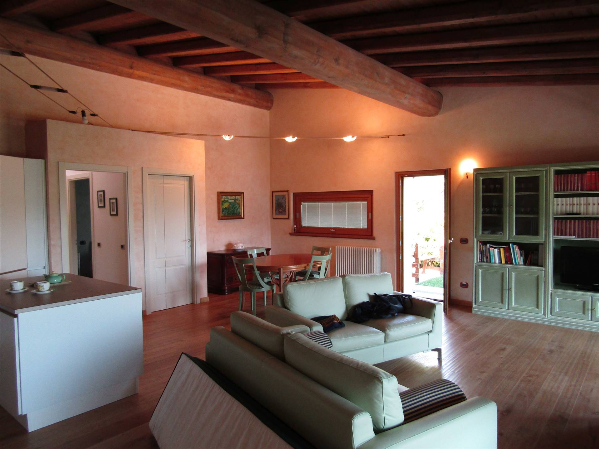 Villa a Schiera in vendita a Bobbio, 5 locali, prezzo € 350.000 | CambioCasa.it