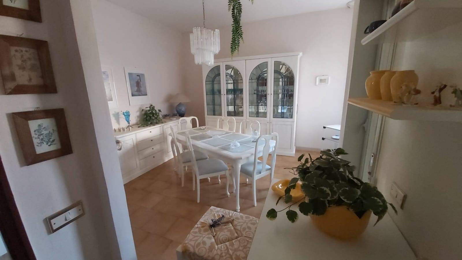 Appartamento in vendita a Agrigento, 5 locali, zona anelle, prezzo € 55.000 | PortaleAgenzieImmobiliari.it