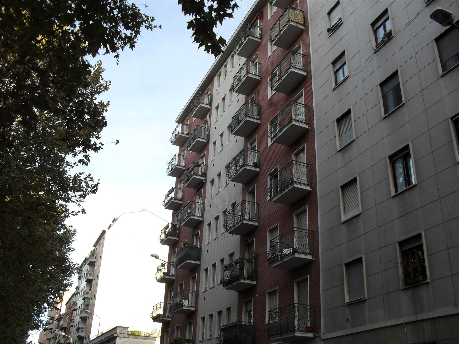 Appartamento in affitto a Milano, 3 locali, zona Località: MONUMENTALE, prezzo € 1.400 | PortaleAgenzieImmobiliari.it