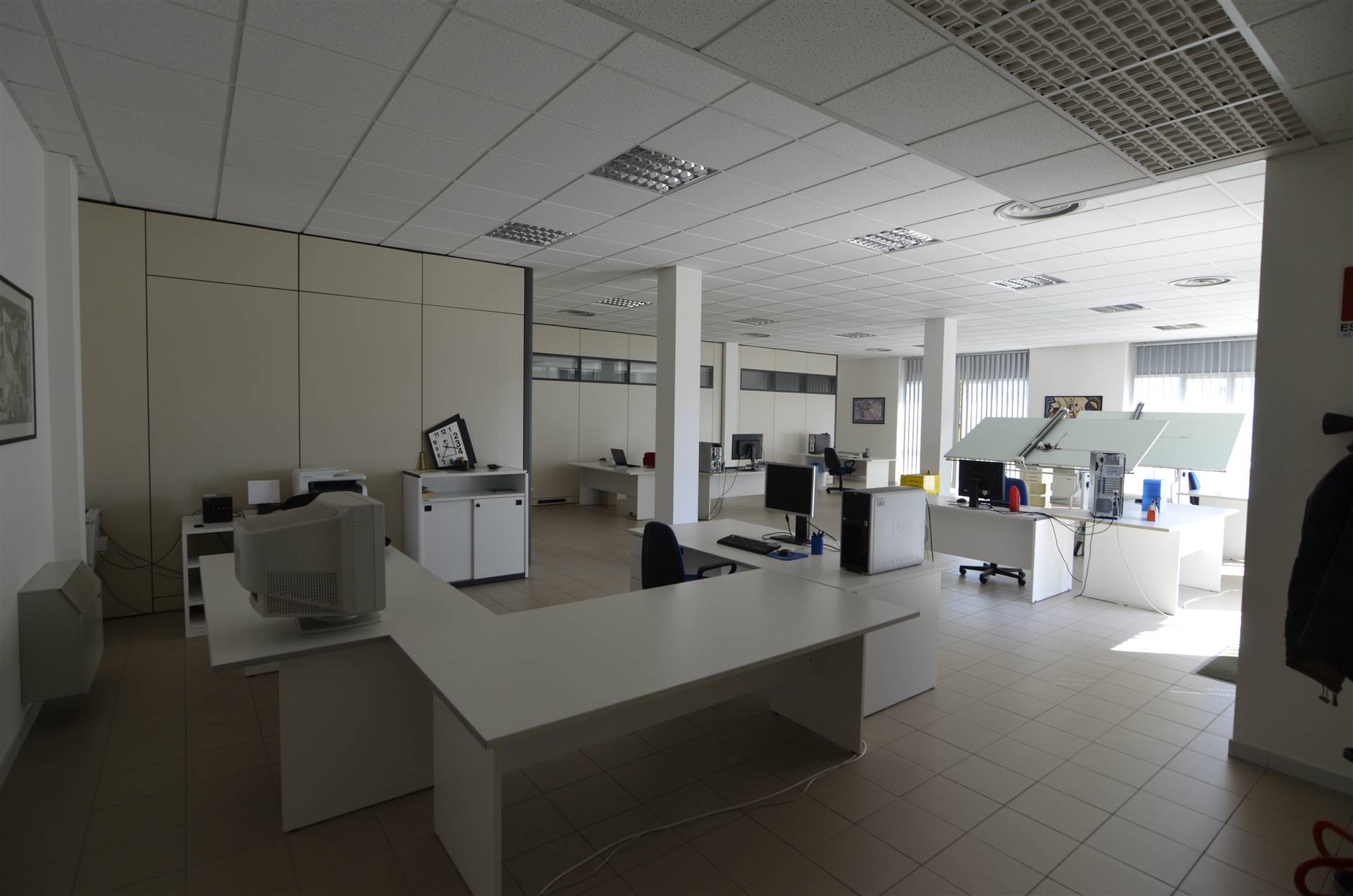 Ufficio / Studio in vendita a Jesi, 4 locali, zona no, prezzo € 299.000 | PortaleAgenzieImmobiliari.it