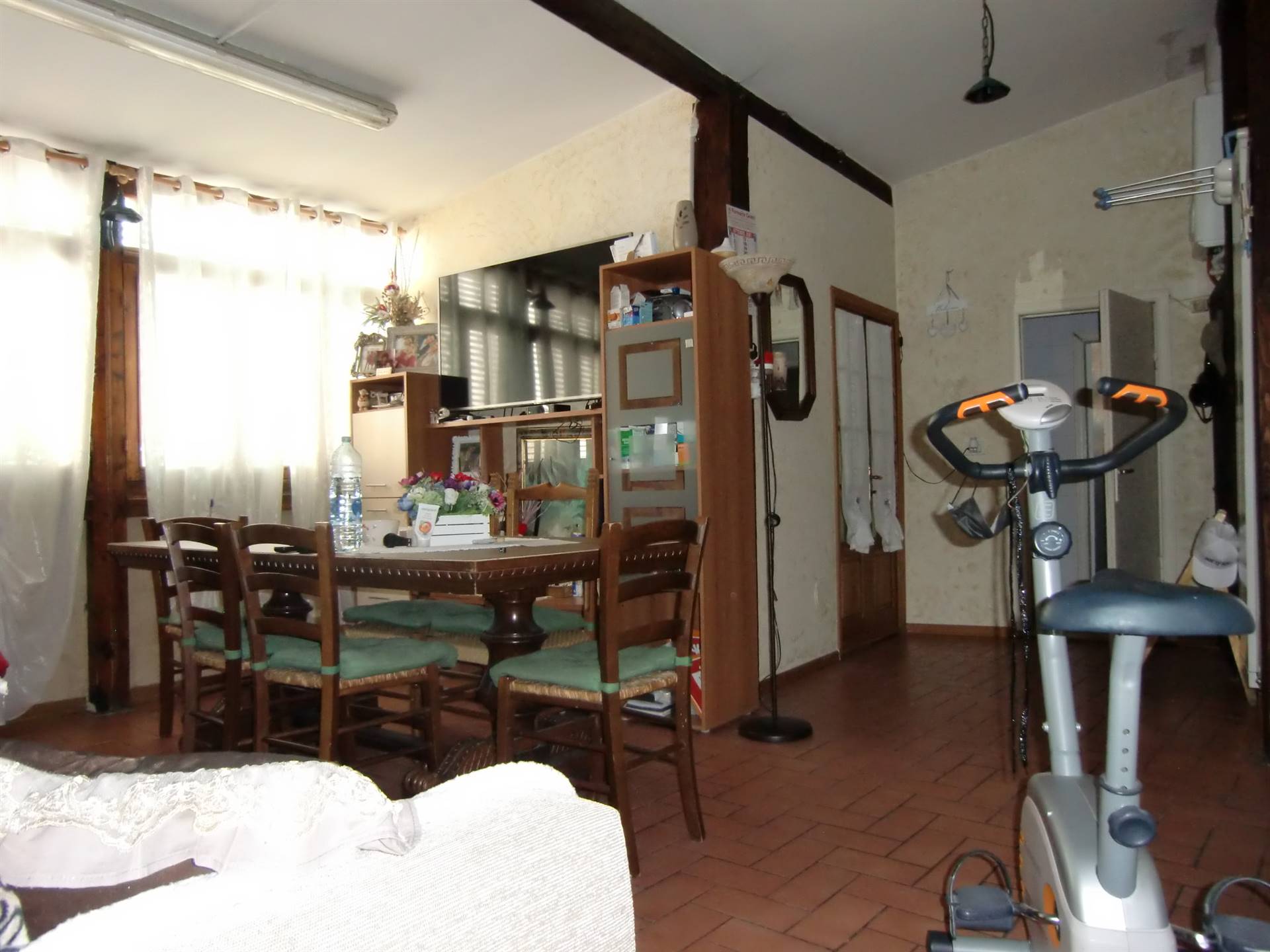 Appartamento in vendita a Castelfranco Piandiscò, 4 locali, zona Località: FAELLA, prezzo € 105.000 | CambioCasa.it