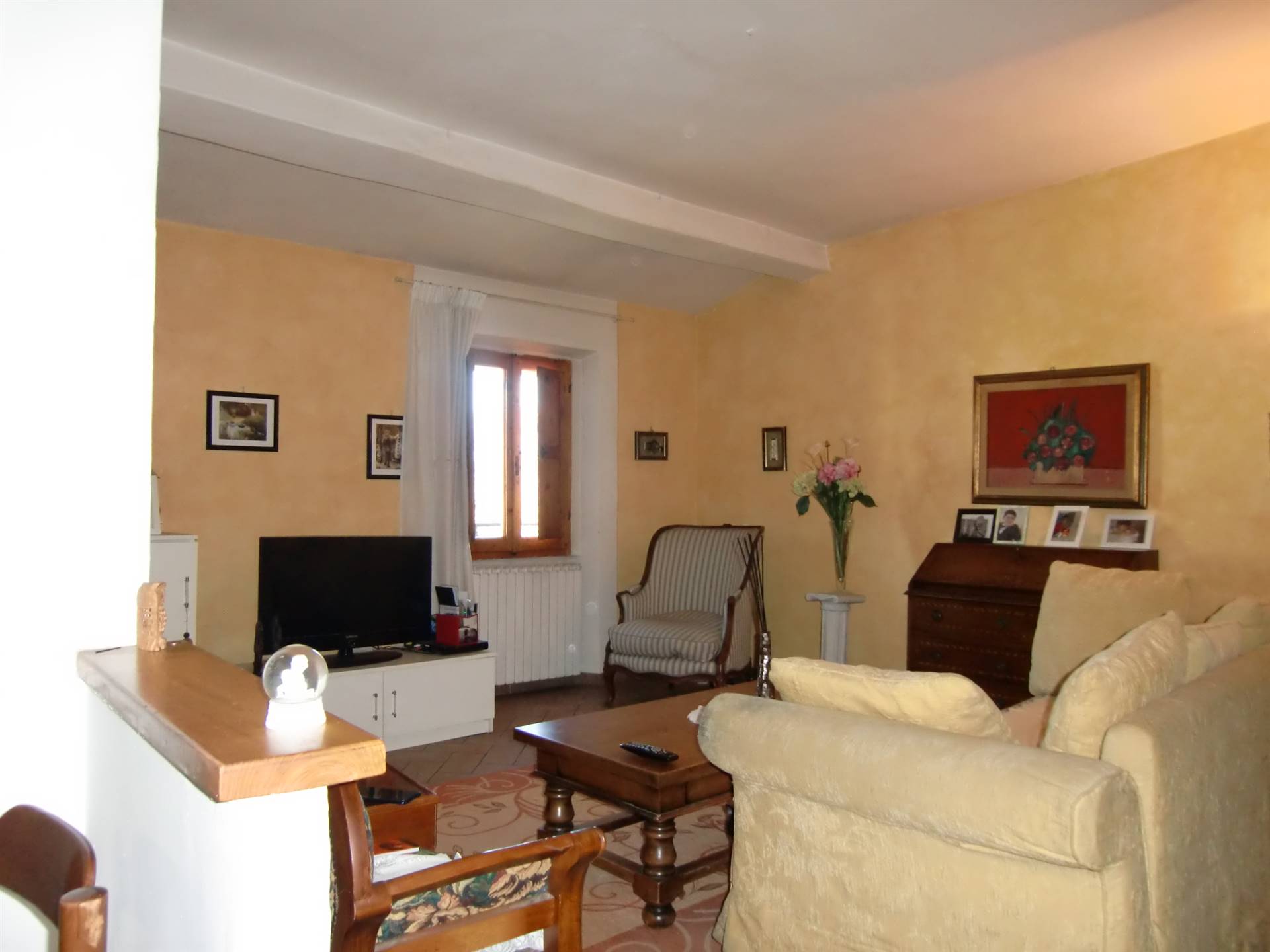 Appartamento in vendita a San Giovanni Valdarno, 7 locali, prezzo € 125.000 | PortaleAgenzieImmobiliari.it