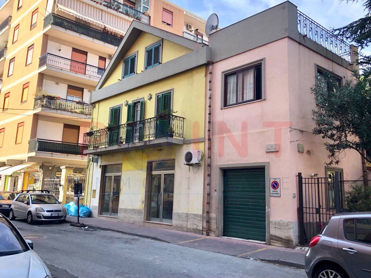 Attività / Licenza in affitto a Messina, 4 locali, zona Località: CONTESSE/GAZZI, prezzo € 650 | PortaleAgenzieImmobiliari.it
