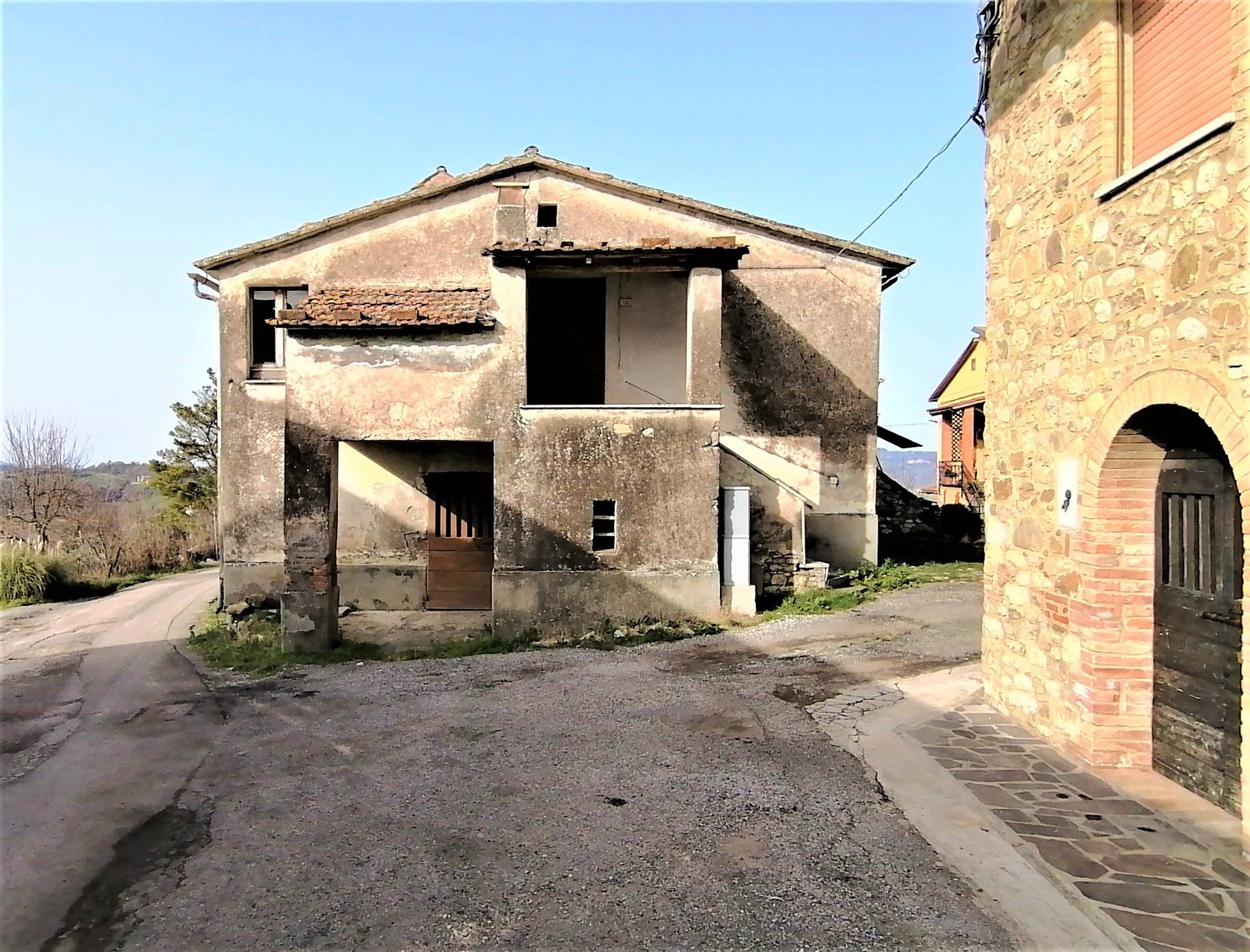 Rustico / Casale in vendita a Fabro, 5 locali, zona Località: COLONETTA, prezzo € 60.000 | CambioCasa.it