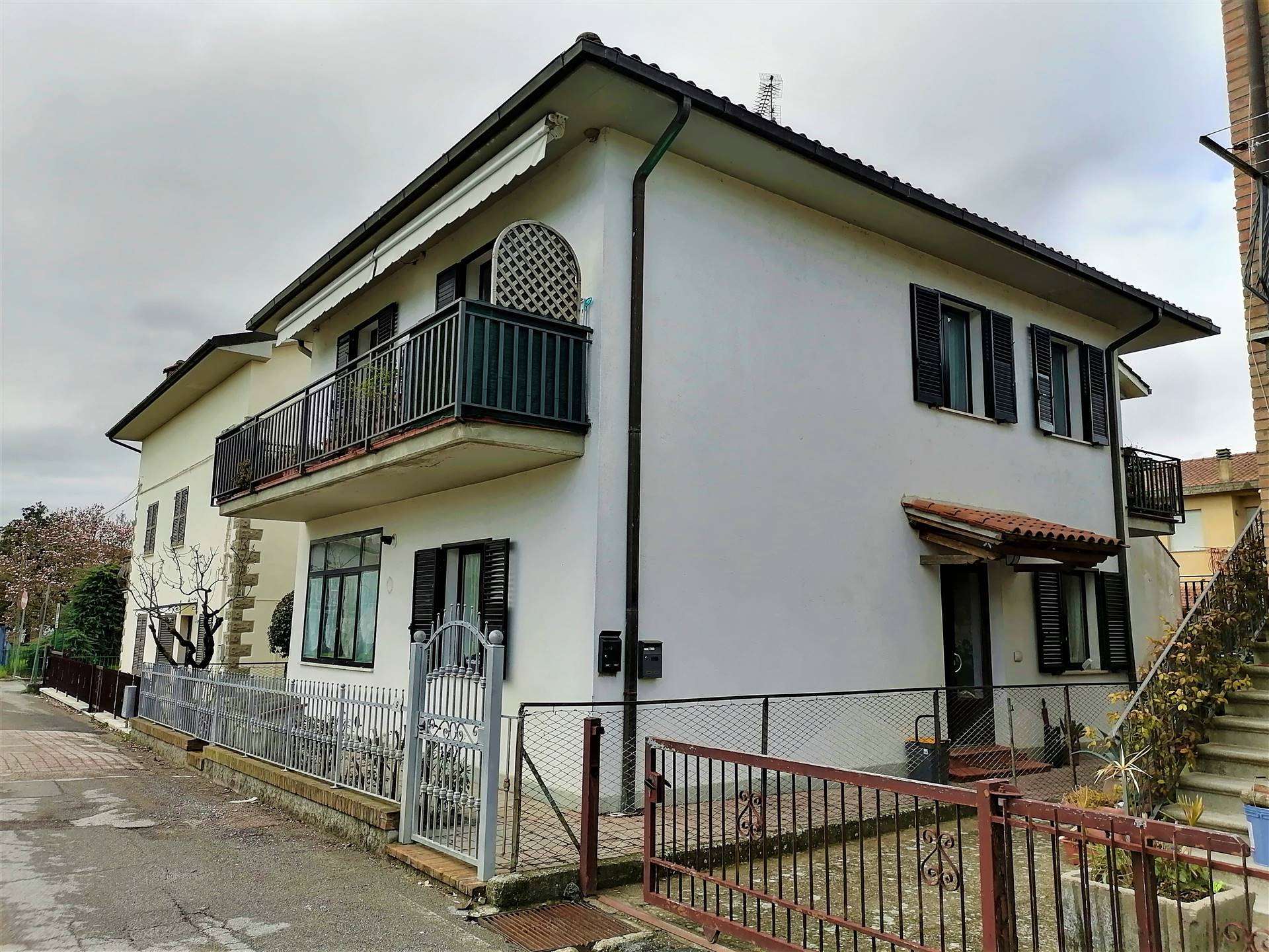 Appartamento in vendita a Fabro, 4 locali, zona Zona: Fabro Scalo, prezzo € 105.000 | CambioCasa.it
