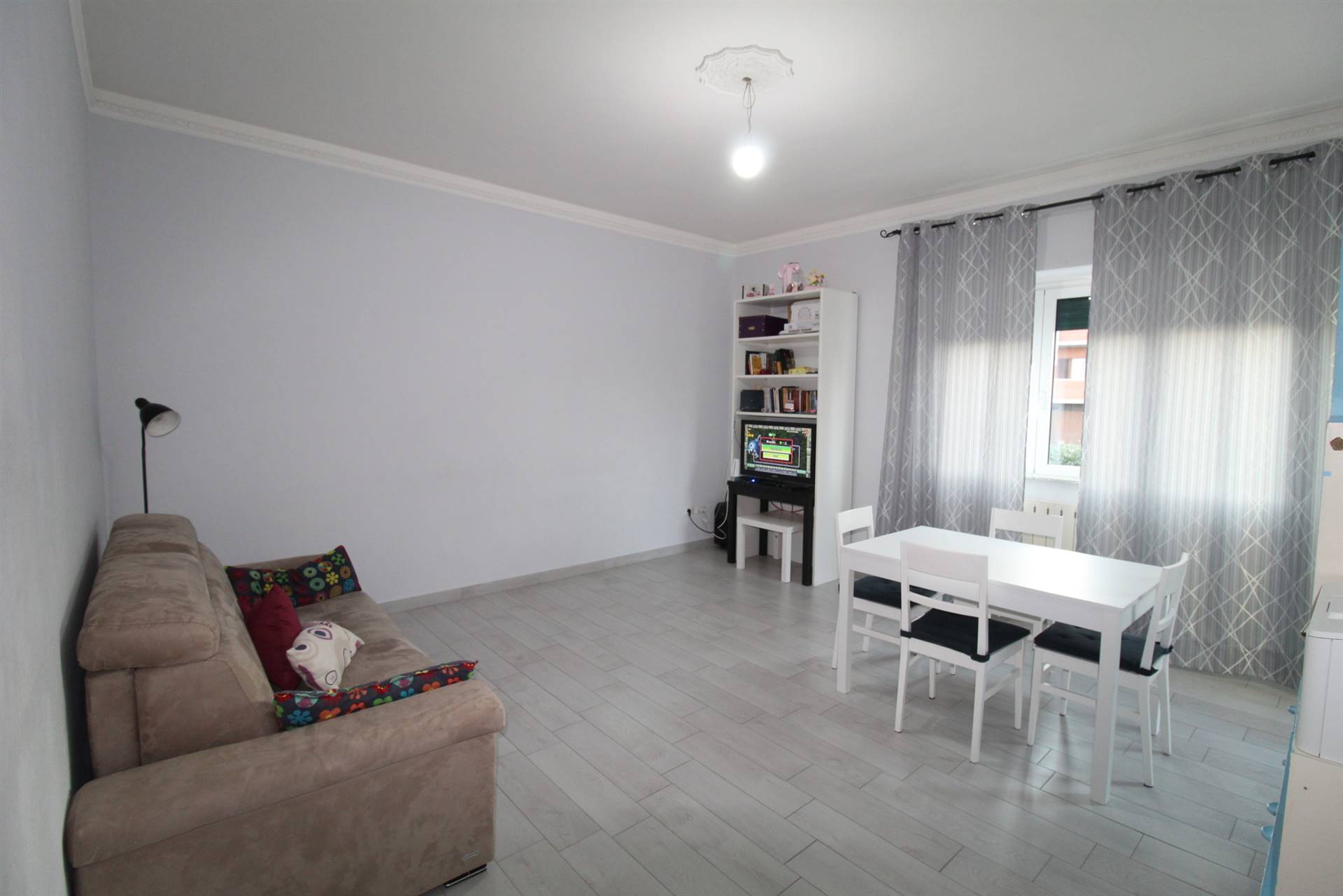Appartamento in vendita a Castelnuovo Berardenga, 4 locali, zona Località: PIANELLA, prezzo € 165.000 | PortaleAgenzieImmobiliari.it