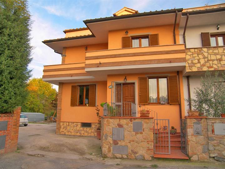 Villa a Schiera in vendita a Torrita di Siena, 5 locali, prezzo € 240.000 | PortaleAgenzieImmobiliari.it