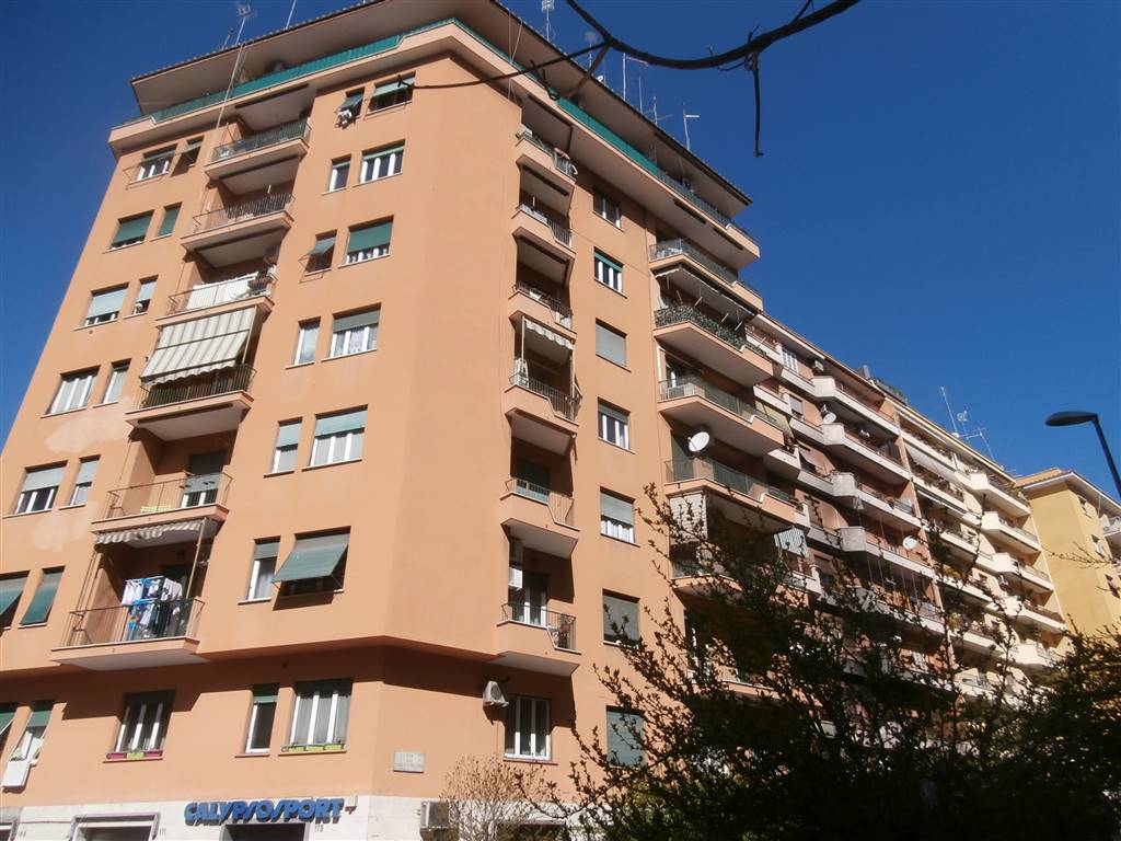 Appartamento in vendita a Roma, 4 locali, zona Zona: 35 . Setteville - Casalone - Acqua Vergine, prezzo € 395.000 | CambioCasa.it