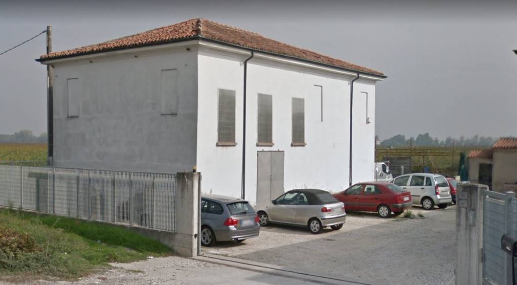 Magazzino in affitto a Borgo Virgilio, 1 locali, zona Località: ROMANORE, prezzo € 350 | CambioCasa.it