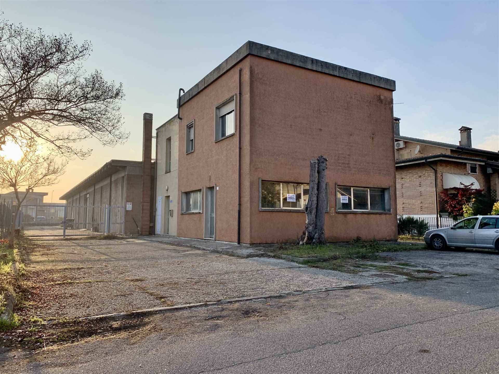 Laboratorio in vendita a Borgo Virgilio, 6 locali, zona Località: CERESE, prezzo € 180.000 | CambioCasa.it
