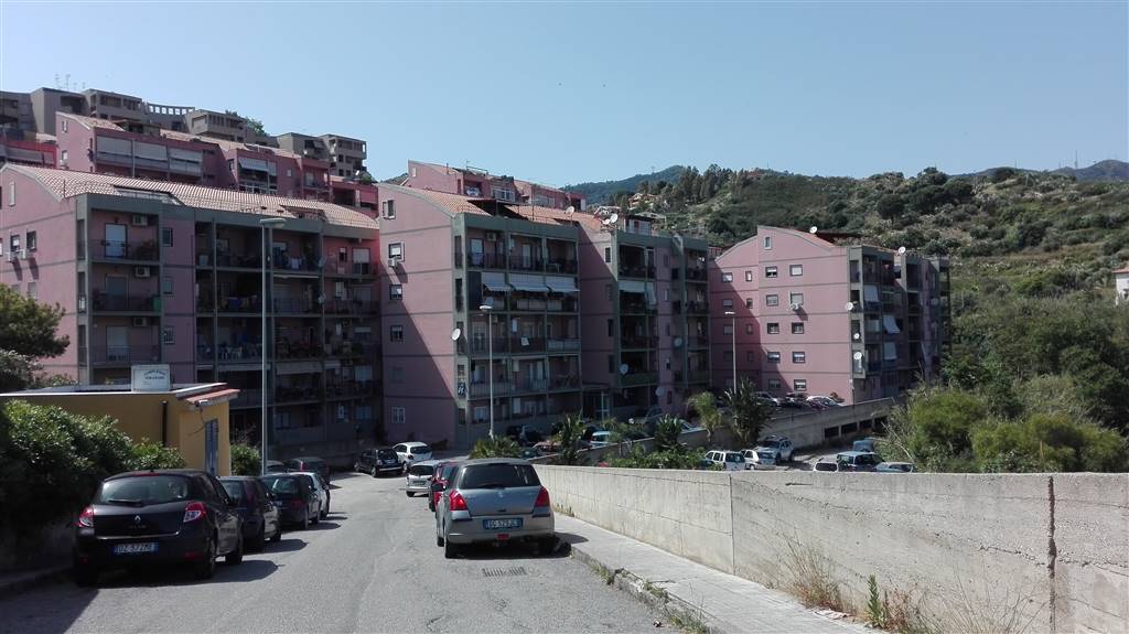 Attico / Mansarda in vendita a Messina, 2 locali, zona Località: GIOSTRA / SAN MICHELE / TREMONTI, prezzo € 33.000 | PortaleAgenzieImmobiliari.it
