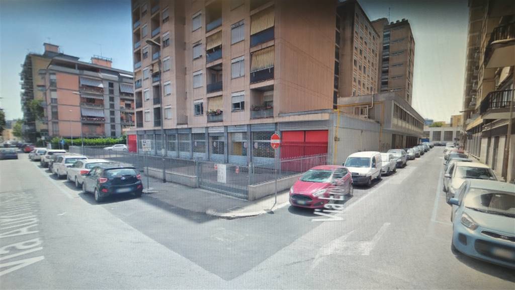Appartamento in affitto a Latina, 5 locali, zona Località: CENTRALE, prezzo € 560 | CambioCasa.it