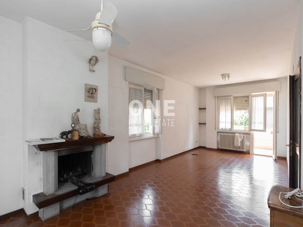 Villa in vendita a Peschiera Borromeo, 8 locali, zona Località: ZELOFOROMAGNO, prezzo € 680.000 | PortaleAgenzieImmobiliari.it