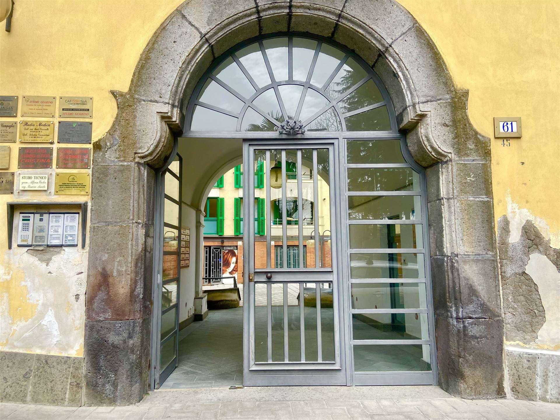 Ufficio / Studio in vendita a Cava de' Tirreni, 5 locali, prezzo € 465.000 | PortaleAgenzieImmobiliari.it