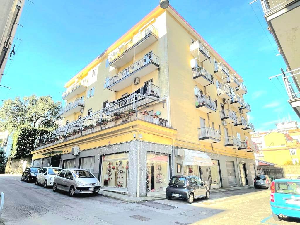 Appartamento in vendita a Cava de' Tirreni, 4 locali, zona Località: CENTRO, prezzo € 280.000 | PortaleAgenzieImmobiliari.it