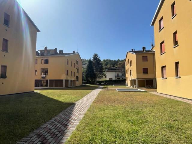 Appartamento in vendita a Vergato, 4 locali, zona Località: CENTRO, prezzo € 90.000 | PortaleAgenzieImmobiliari.it