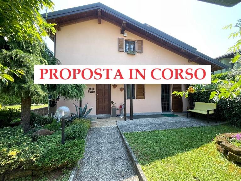 Villa a Schiera in vendita a Lesmo, 3 locali, prezzo € 300.000 | PortaleAgenzieImmobiliari.it