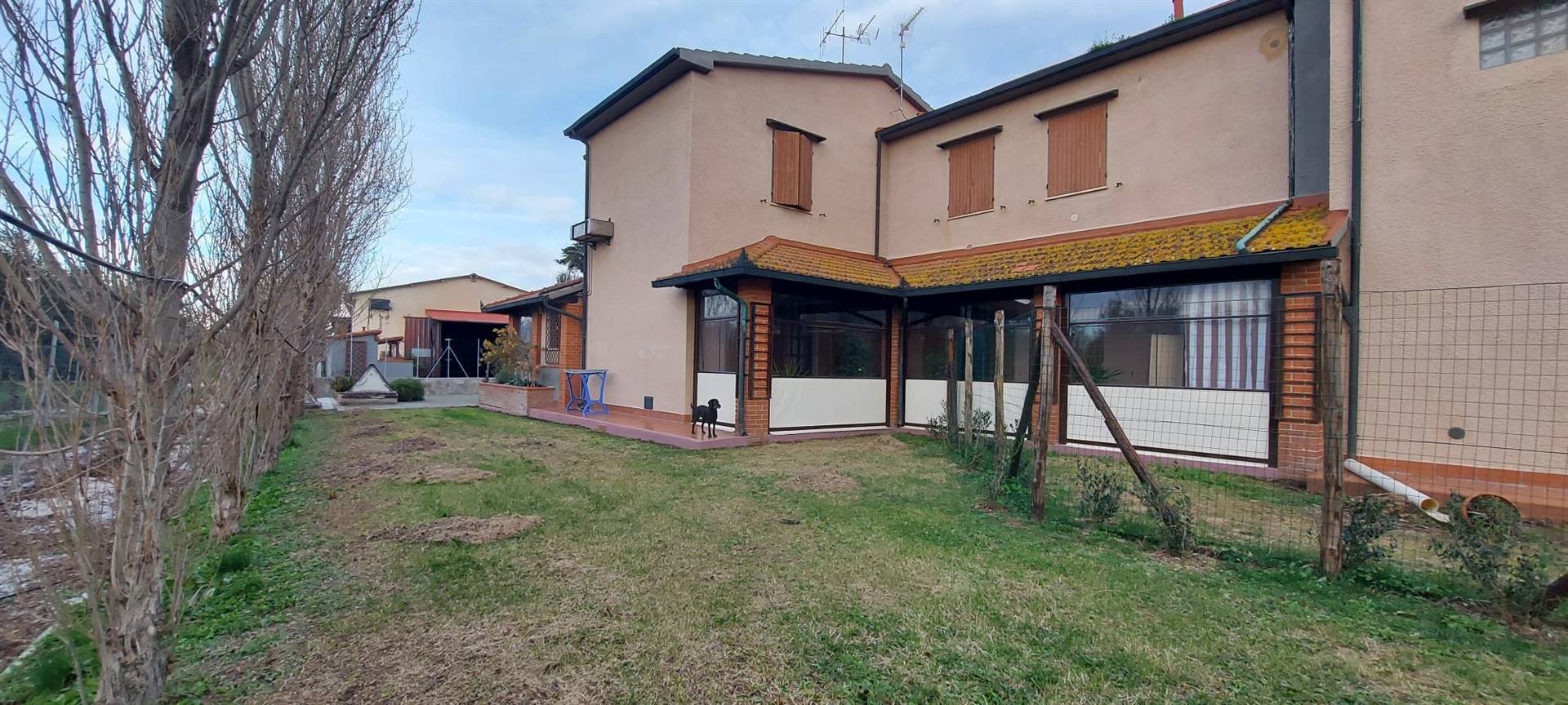 Rustico / Casale in vendita a Piombino, 5 locali, zona orto, prezzo € 283.000 | PortaleAgenzieImmobiliari.it